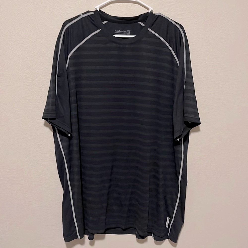 Mens Avalanche short sleeve shirt size XXL